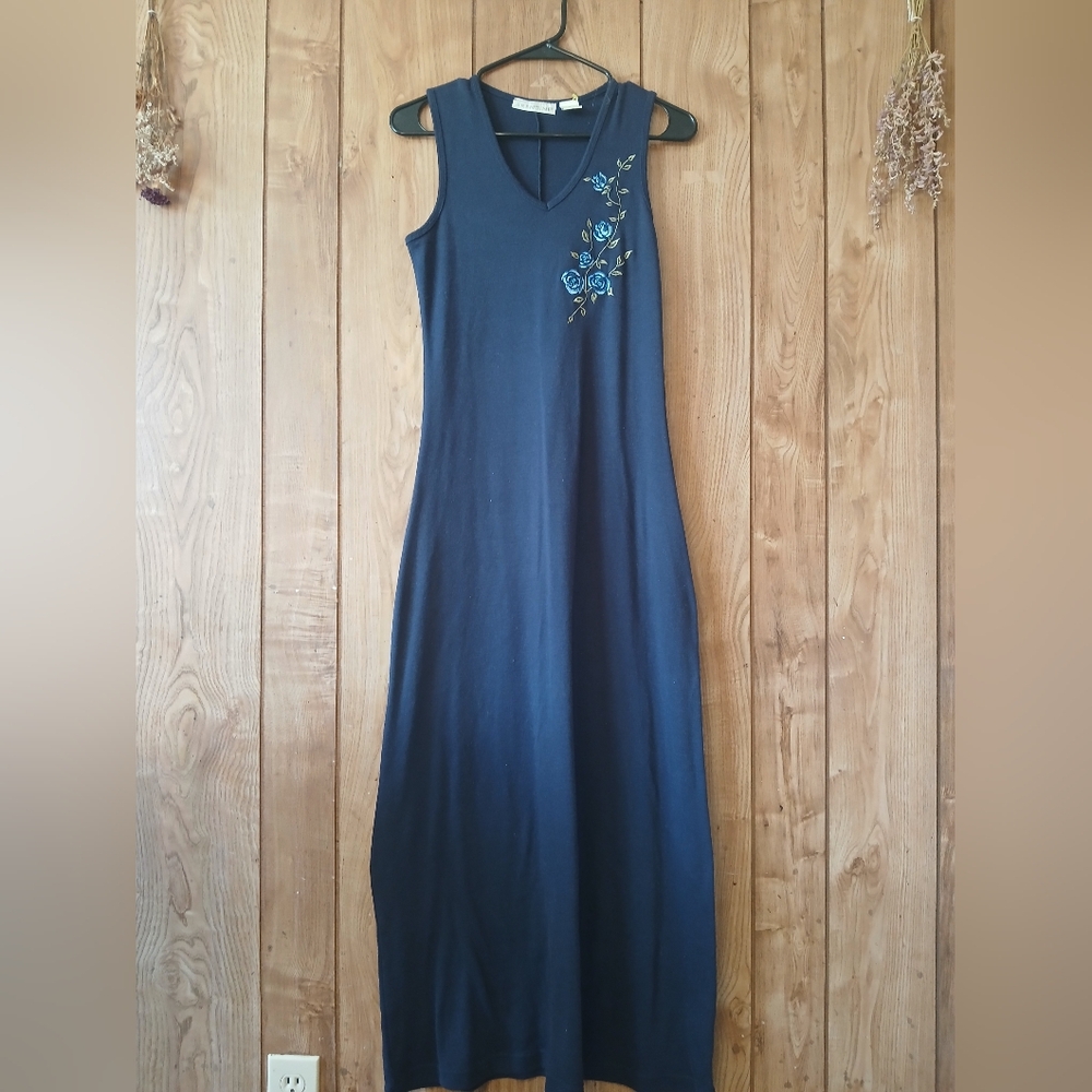 Vintage Embroidered Dress Size M